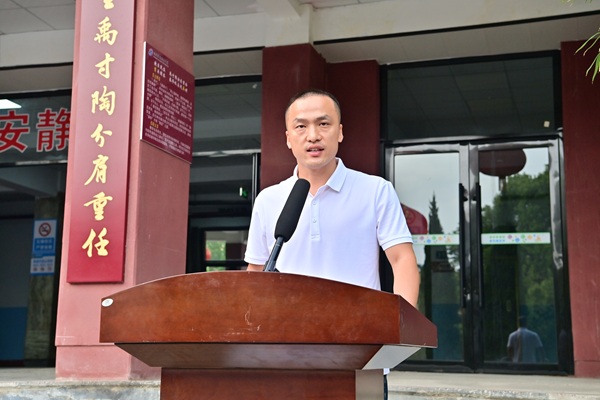 郝小林.JPG